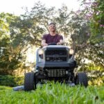Murray® MT100 42" Riding Lawn Mower with 13.5 HP* 500cc Briggs & Stratton® Engine - Image 4