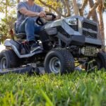 Murray® MT100 42" Riding Lawn Mower with 13.5 HP* 500cc Briggs & Stratton® Engine - Image 5